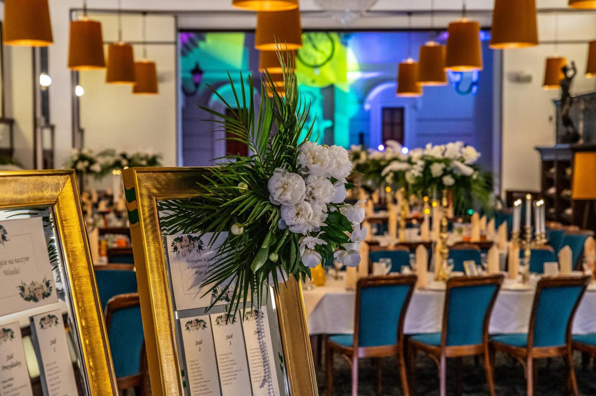 צ'סטוצ'ובה Hotel Sonex מראה חיצוני תמונה